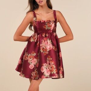 Lulus Unbelievably Lovely Red Floral Babydoll Empire Waist Mini Dress M NWT